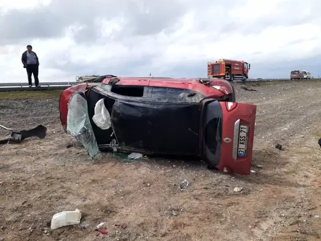 Ereğli'de otomobil attı: 3 yaralı