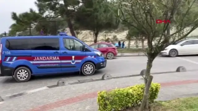 İSTANBUL'DA JANDARMADAN KORONAVİRÜS DENETİMİ İSTANBUL'DA JANDARMADAN KORONAVİRÜS DENETİMİ