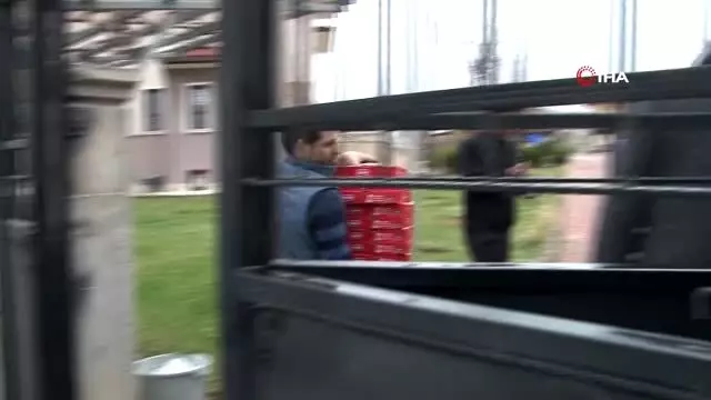 Konya’da sağlık çalışanlarına ’etli ekmek’ ikramı