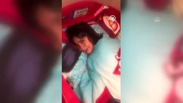 Küçük Mehmet’in doktor babasına özlemi duygulandırdı