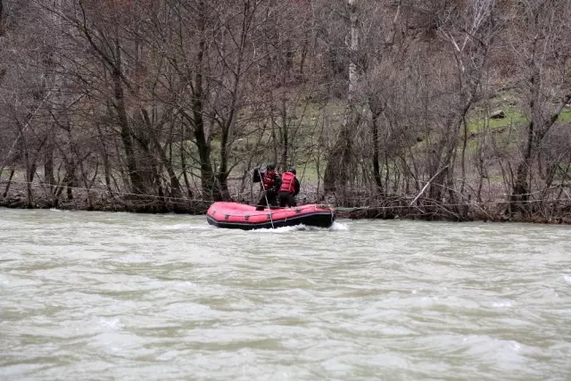 Tunceli'de kayıp Uzman Çavuş Güneş ve Gülistan Doku'yu arama çalışmaları sürüyor