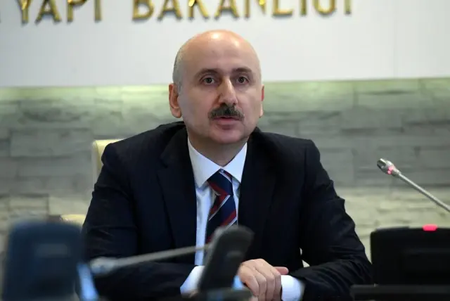 Ulaştırma ve Altyapı Bakanı Adil Karaismailoğlu'nun özgeçmişi Ulaştırma ve Altyapı Bakanı Adil Karaismailoğlu'nun özgeçmişi