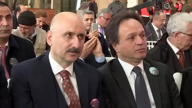 Ulaştırma ve Altyapı Bakanlığı'na Adil Karaismailoğlu atandı Ulaştırma ve Altyapı Bakanlığı'na Adil Karaismailoğlu atandı