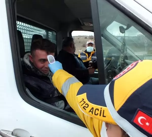 Yozgat'ta giriş ve çıkışlarda ateş ölçümü