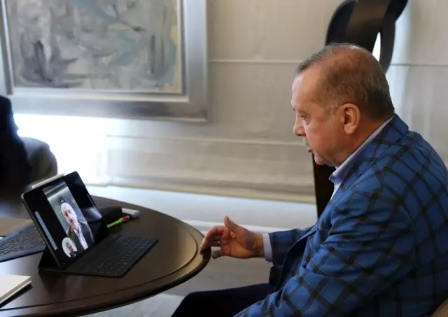Cumhurbaşkanı Erdoğan, yeni Ulaştırma Bakanı Karaismailoğlu ile video konferans yöntemiyle görüştü Cumhurbaşkanı Erdoğan, yeni Ulaştırma Bakanı Karaismailoğlu ile video konferans yöntemiyle görüştü