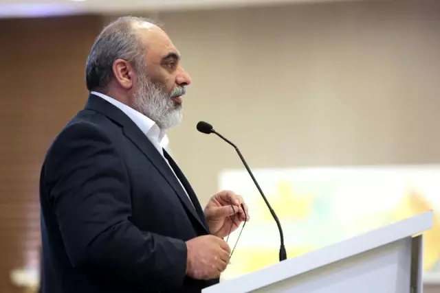 İşten çıkarılanlara 10 milyon TL yardım İşten çıkarılanlara 10 milyon TL yardım