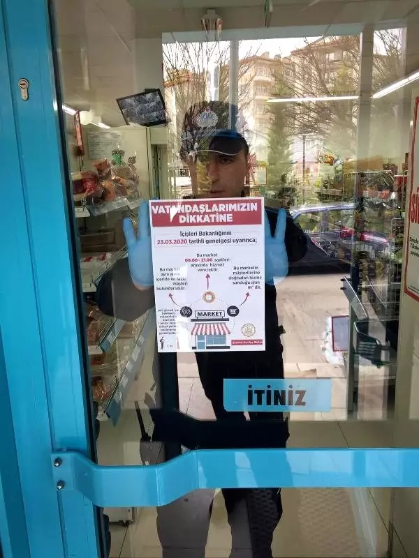 Kırıkkale'de sokaklara ' mesafeyi koru' çıkartmaları yapıştırıldı