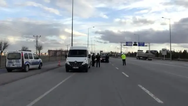 Konya'nın tüm giriş ve çıkışlarında denetim Konya'nın tüm giriş ve çıkışlarında denetim