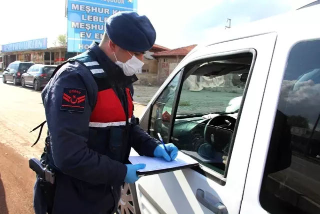 Kula girişinde ateş ölçerli korona tedbirleri