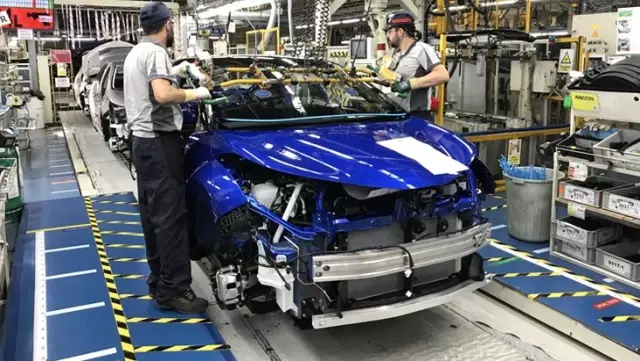 Toyota Türkiye CEO’su: Bir yıl araç satmasak bile maaş ödeyeceğiz, kimseyi işten çıkarmayacağız