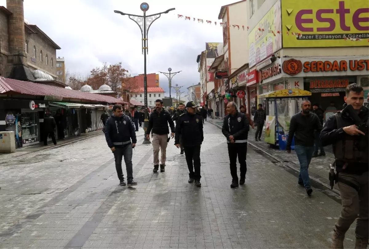 Ağrı'da polisin 'Evde Kal' çağrılarına İl Emniyet Müdürü Özen de katıldı