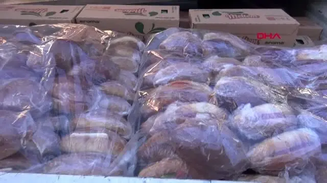 ANTALYA Milletvekili Çokal'dan sağlık çalışanlarına kahvaltı ANTALYA Milletvekili Çokal'dan sağlık çalışanlarına kahvaltı