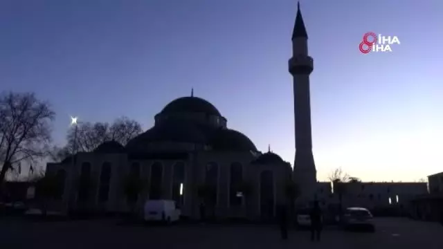 - Avrupa'nın Birçok Bölgesinde Ezan Sesleri Yükseliyor- Granada'da 500 Yıl Sonra İlk Ezan - Avrupa'nın Birçok Bölgesinde Ezan Sesleri Yükseliyor- Granada'da 500 Yıl Sonra İlk Ezan