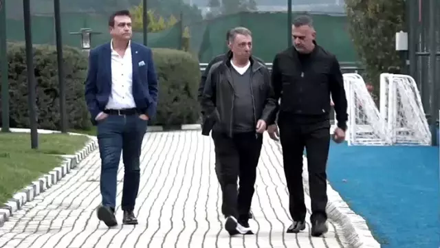Beşiktaş Yönetim Kurulu video konferans ile toplandı Beşiktaş Yönetim Kurulu video konferans ile toplandı