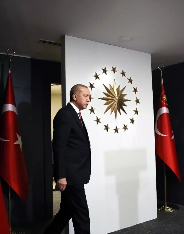 Cumhurbaşkanı Erdoğan: ''Biz Bize Yeteriz Türkiyem' kampanyasını 7 aylık maaşımı bağışlayarak... Cumhurbaşkanı Erdoğan: ''Biz Bize Yeteriz Türkiyem' kampanyasını 7 aylık maaşımı bağışlayarak...