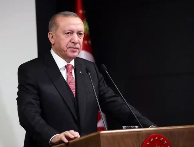 Cumhurbaşkanı Erdoğan: ''Biz Bize Yeteriz Türkiyem' kampanyasını 7 aylık maaşımı bağışlayarak... Cumhurbaşkanı Erdoğan: ''Biz Bize Yeteriz Türkiyem' kampanyasını 7 aylık maaşımı bağışlayarak...