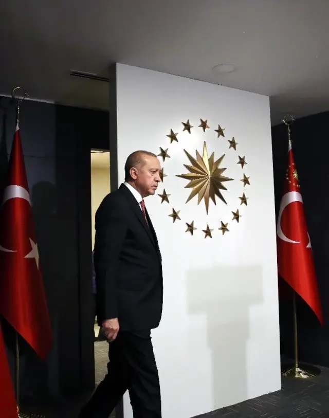 Cumhurbaşkanı Erdoğan: ''Biz Bize Yeteriz Türkiyem' kampanyasını 7 aylık maaşımı bağışlayarak... Cumhurbaşkanı Erdoğan: ''Biz Bize Yeteriz Türkiyem' kampanyasını 7 aylık maaşımı bağışlayarak...