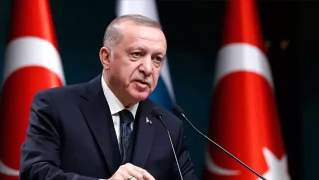 Cumhurbaşkanı Erdoğan'ın başlattığı Milli Dayanışma Kampanyası'na destek yağdı Cumhurbaşkanı Erdoğan'ın başlattığı Milli Dayanışma Kampanyası'na destek yağdı