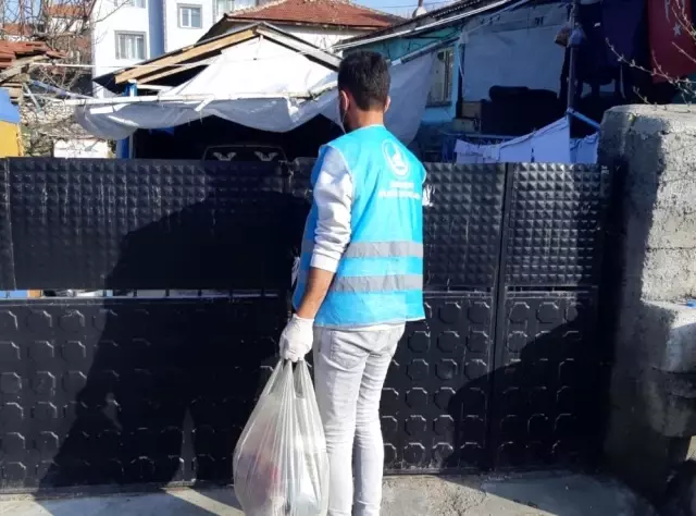 Emirdağlı Ülkücülerden yaşlılara gönüllü hizmet Emirdağlı Ülkücülerden yaşlılara gönüllü hizmet