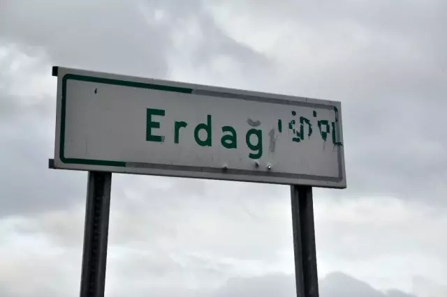 Kars'ta 3 köy ve 1 belde karantinaya alındı Kars'ta 3 köy ve 1 belde karantinaya alındı