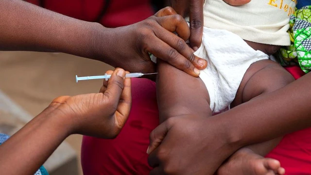 Koronavirüs: Covid-19 aşısı zengin ve yoksul ülkeler arasında "bağışıklık uçurumu" mu yaratacak?