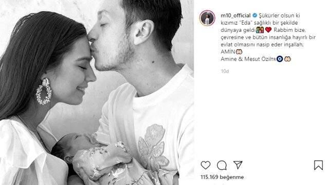 Mesut Özil baba oldu Mesut Özil baba oldu