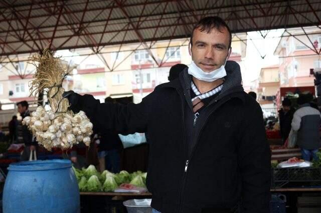 Uzmanlar koronavirüse karşı 'Sarımsak tüketin' dedi, fiyatlar uçtu