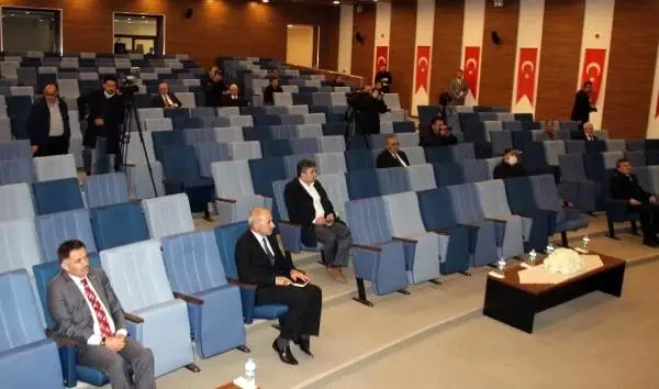 Yozgat Valisi Çakır'dan 'koronavirüs' açıklaması Yozgat Valisi Çakır'dan 'koronavirüs' açıklaması
