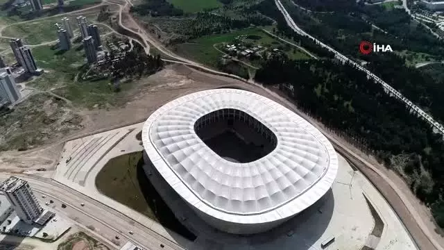 Adana'nın yeni stadyumunda sona gelindi Adana'nın yeni stadyumunda sona gelindi