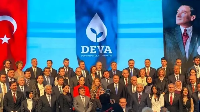 Ali Babacan'ın DEVA partisinde görev dağılımı belli oldu Ali Babacan'ın DEVA partisinde görev dağılımı belli oldu