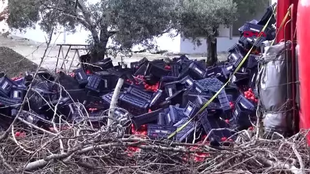 ANTALYA Sivil polis aracıyla otomobil çarpıştı: 2’si polis 3 yaralı