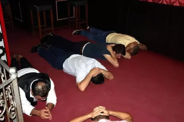 'Avcı kız' çetesine rekor ceza istendi 'Avcı kız' çetesine rekor ceza istendi