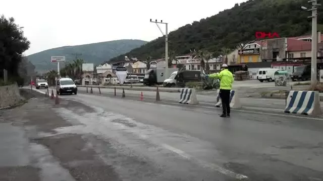 AYDIN-Kuşadası'nda polisten koronavirüs uygulaması AYDIN-Kuşadası'nda polisten koronavirüs uygulaması