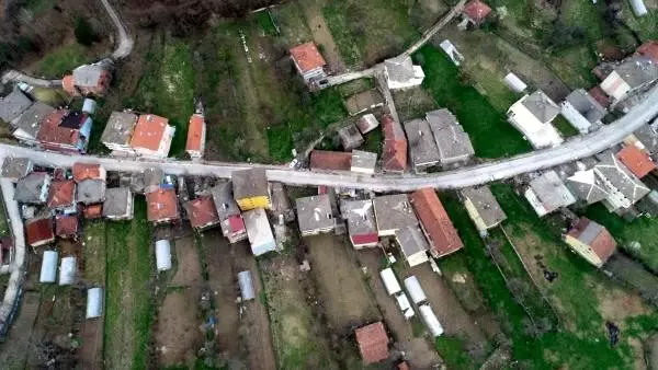 Bartın'ın Hasankadı beldesinde karantina devam ediyor Bartın'ın Hasankadı beldesinde karantina devam ediyor