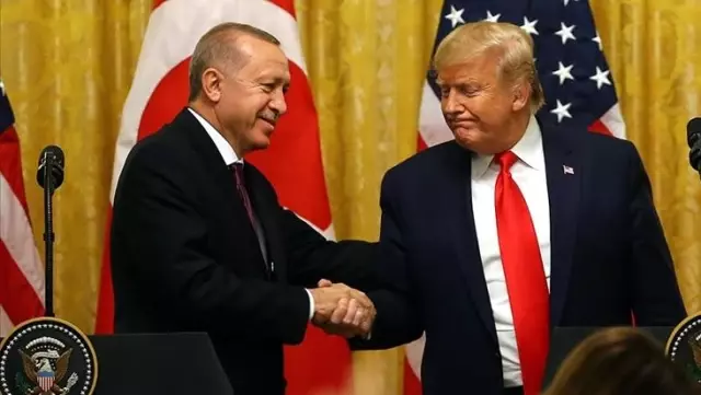 Cumhurbaşkanı Erdoğan ile Trump, telefonda görüştü! İki lider koronavirüs salgınını ele aldı