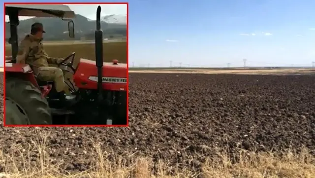 Erzurum'da dışarı çıkamayan çiftçinin tarlasını Mehmetçik sürdü Erzurum'da dışarı çıkamayan çiftçinin tarlasını Mehmetçik sürdü