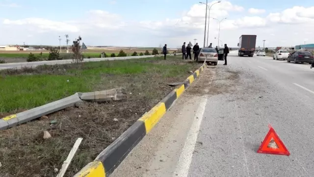 Eskişehir'de trafik kazası: 1 yaralı Eskişehir'de trafik kazası: 1 yaralı