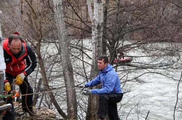 Gülistan ve Uzman Çavuş Güneş'ten bugün de iz yok