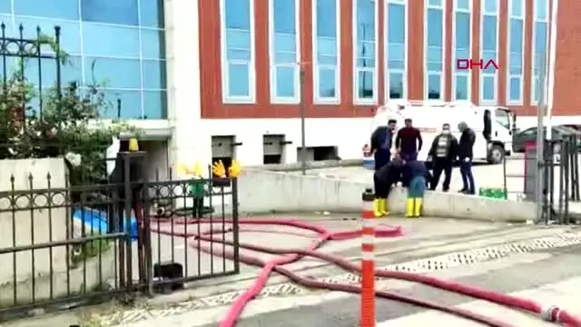 HATAY İskenderun Adliyesi'ni yağmur suyu bastı HATAY İskenderun Adliyesi'ni yağmur suyu bastı