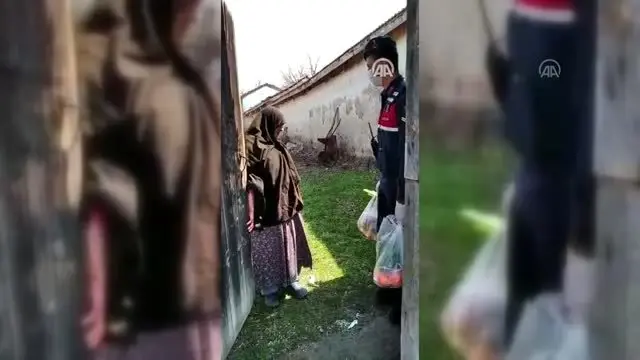 Hatice teyzeden 'Vefa Sosyal Destek Grubu'na teşekkür Hatice teyzeden 'Vefa Sosyal Destek Grubu'na teşekkür