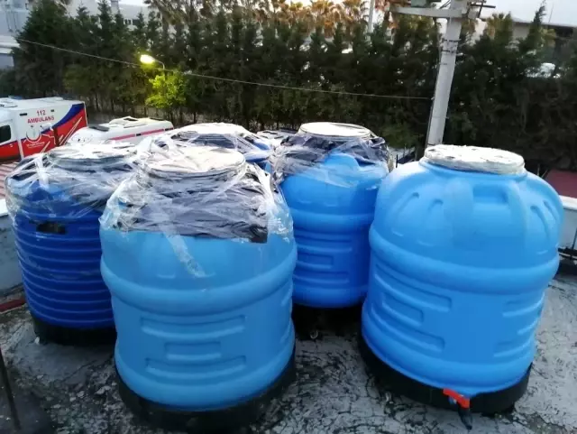 İzinsiz dezenfektan üretilen iş yerine baskın İzinsiz dezenfektan üretilen iş yerine baskın