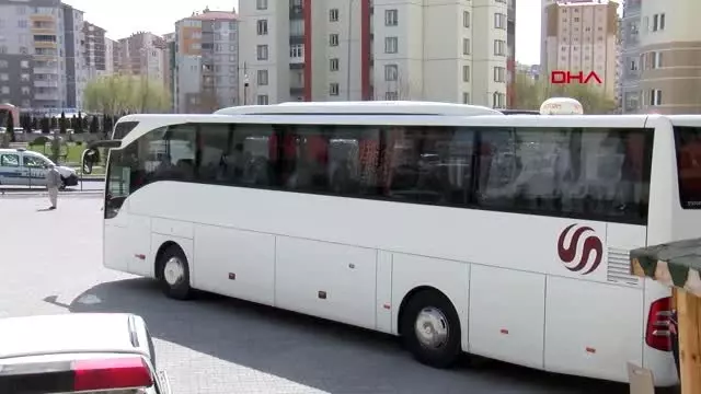 Karantina süresi dolanlar evlerine gönderiliyor-3 Karantina süresi dolanlar evlerine gönderiliyor-3