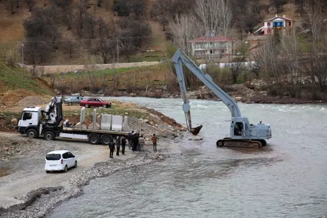 Kayıp Uzman Çavuş Güneş ve Gülistan'ı arama çalışmaları sürüyor