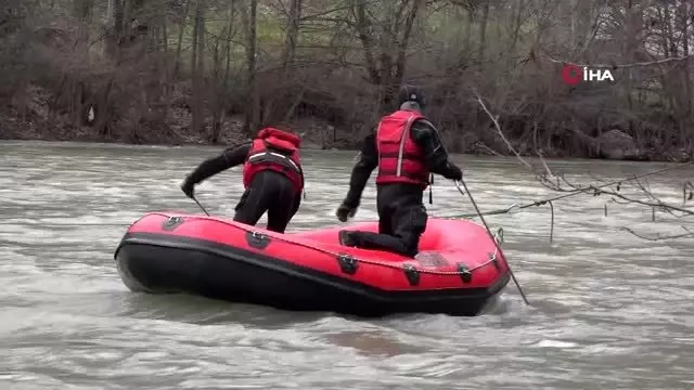 Kayıp Uzman Çavuş Güneş ve Gülistan'ı arama çalışmaları sürüyor