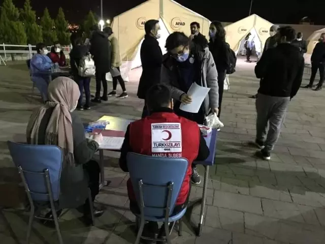 Kızılay'dan karantinadaki 318 kişiye 3 öğün yemek