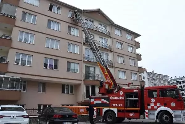 Virüs salgınından korkan genç mimar, 5. kattan atlayarak hayatına son verdi Virüs salgınından korkan genç mimar, 5. kattan atlayarak hayatına son verdi