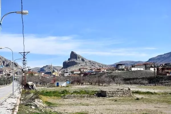 Malatya'da 3 mahalle karantina altında Malatya'da 3 mahalle karantina altında