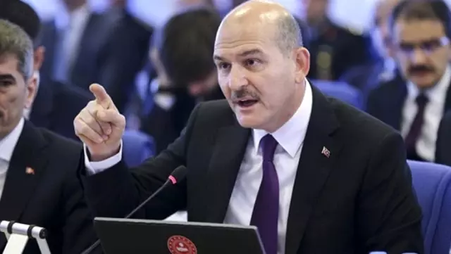 Bakan Soylu, İBB ve ABB'nin yardım kampanyalarına tepki gösterdi: Bu başka devlet oluşturmaktır Bakan Soylu, İBB ve ABB'nin yardım kampanyalarına tepki gösterdi: Bu başka devlet oluşturmaktır