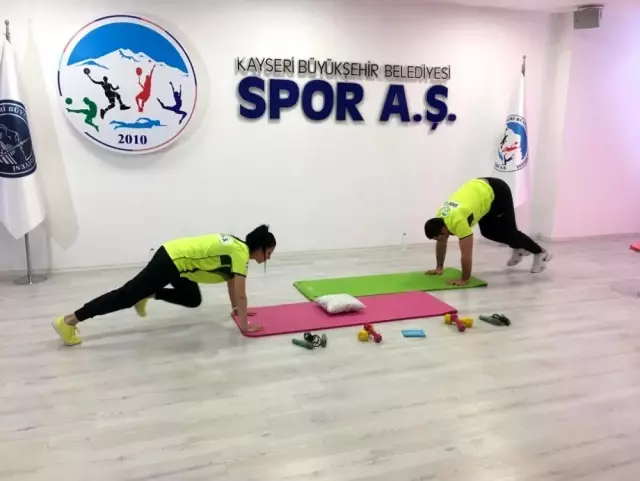 Spor A.Ş.'den sosyal mesafe gereği vatandaşlara online eğitim Spor A.Ş.'den sosyal mesafe gereği vatandaşlara online eğitim