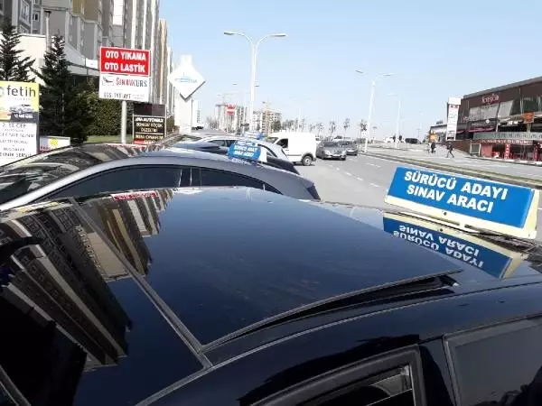 Sürücü kursu sahibi